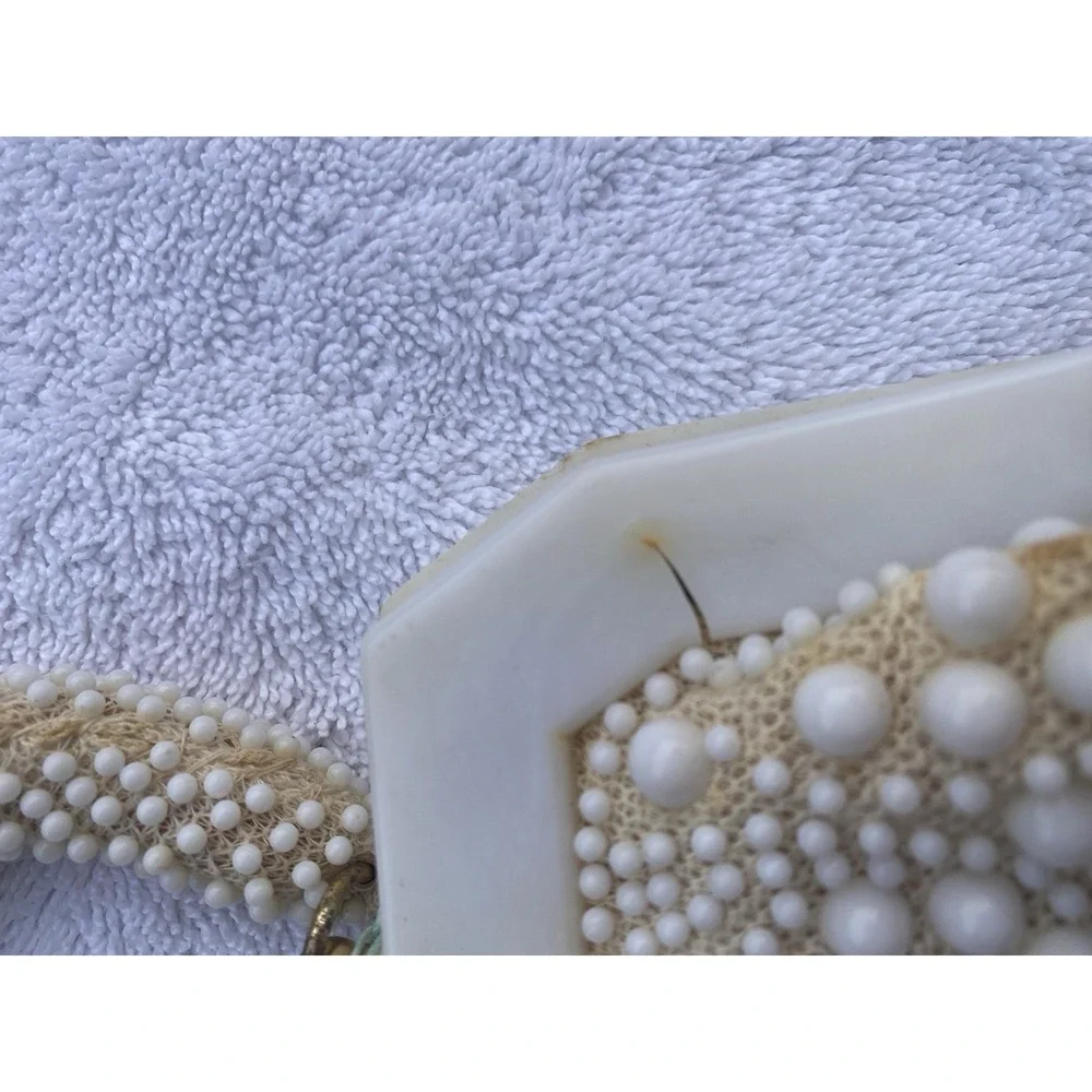 VTG‎ 1940s White Beaded Handbag Celluloid Frame Purse Handmade Hong Kong